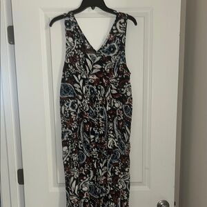 Lucky Brand Black and White Sleeveless V-Neck Maxi Sundress
